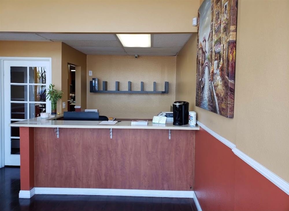 Bell Atlantic Dental Practice , 6903–6915 Atlantic Ave